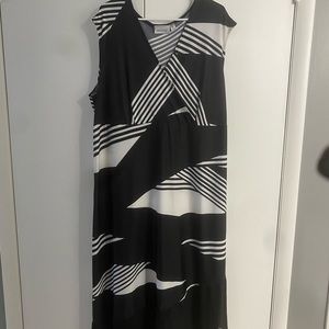 Avenue brand dress